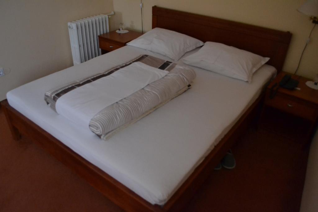 Ada Hotel Saraievo Quarto foto